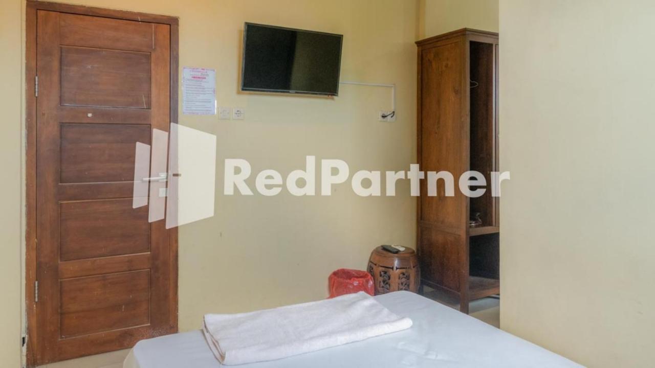 Vandhela Homestay Syariah RedPartner Surabaya Luaran gambar