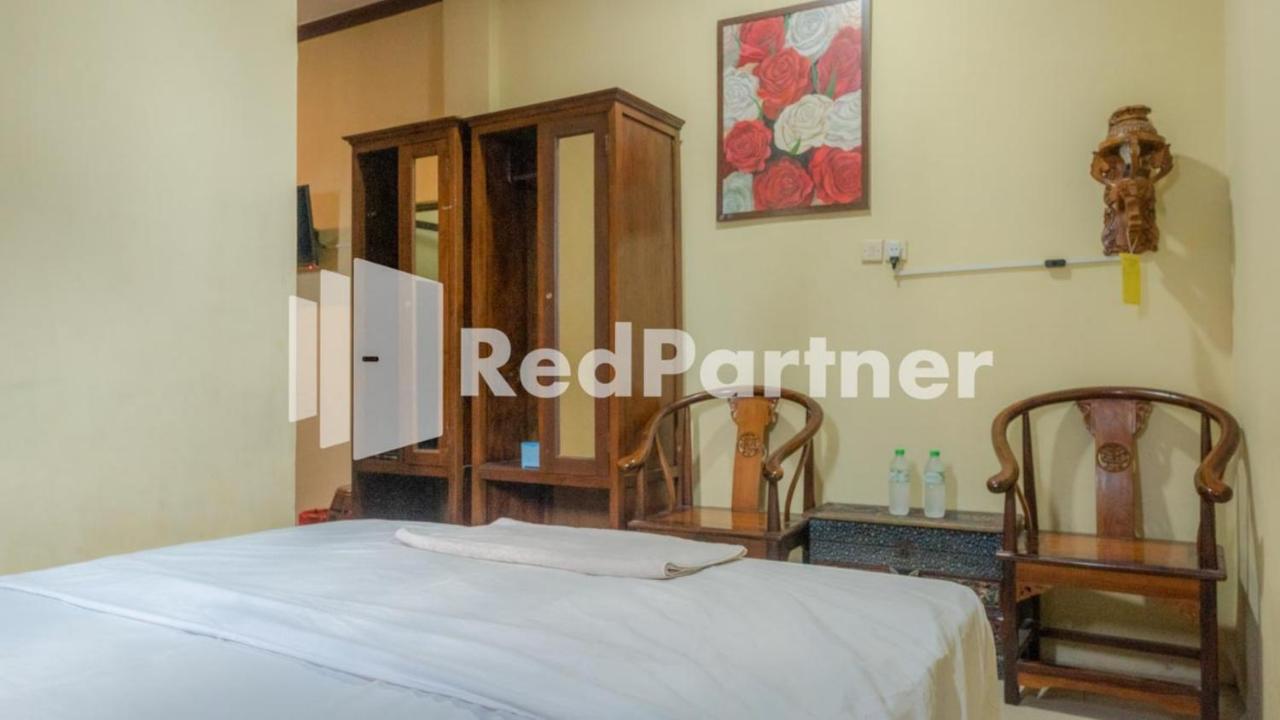 Vandhela Homestay Syariah RedPartner Surabaya Luaran gambar