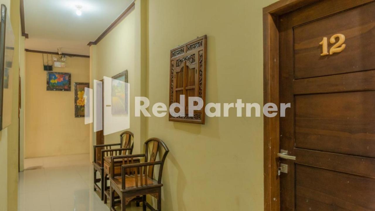 Vandhela Homestay Syariah RedPartner Surabaya Luaran gambar